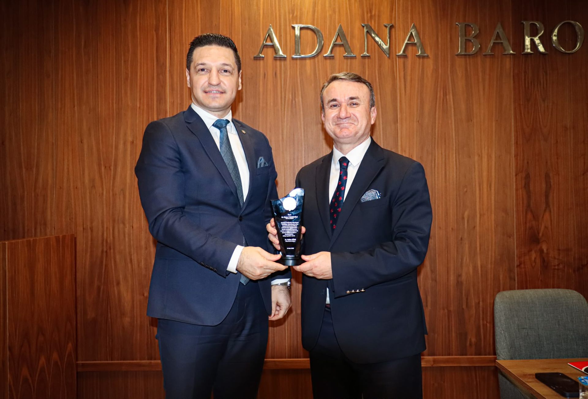Adana Barosu Etkinliği - Plaket